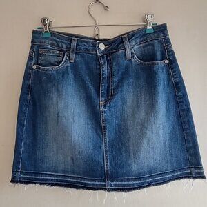 JUST BLACK Denim Mini Skirt Distressed Frayed Raw Hem Size Small